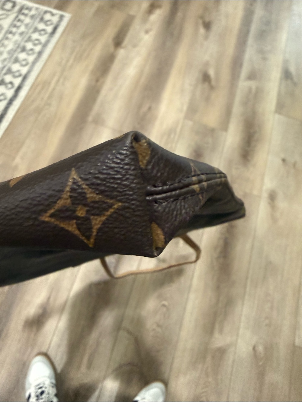 Louis Vuitton Monogram Canvas Tote with Natural Vachetta Straps - Picture 10 of 14